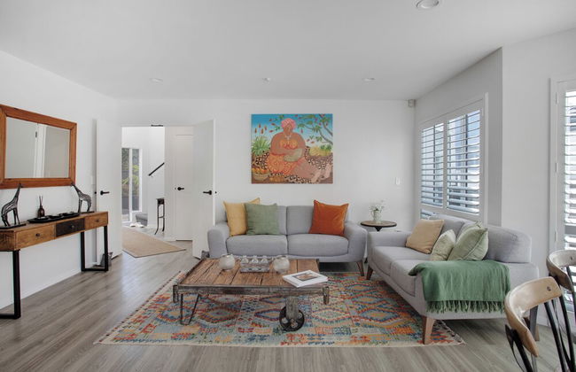 The Oasis Home with Hot Tub and Parking - Foto 16