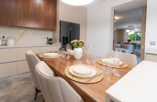 Villa "La Bihourdière" - Propriété d exception sur parc arboré avec piscine chauffée - Foto 7