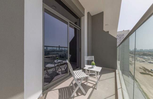 Shining studio in Laya Heights - Photo 2