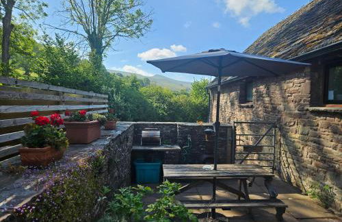 The Hayloft at Cwmffrwd Farm - Photo 19