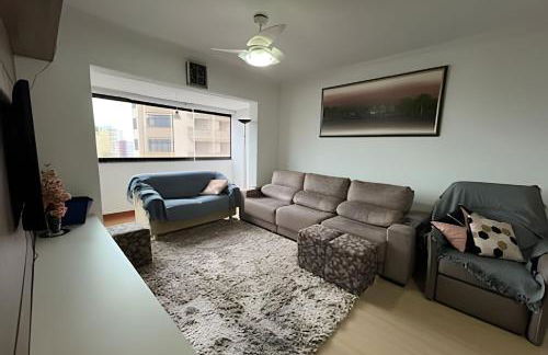 Apto espaçoso para até 8 hóspedes no Centro - Foto 32