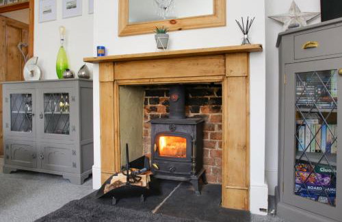 Sea Salt Cottage - Mins to beach & shops Dog Friendly - Foto 5