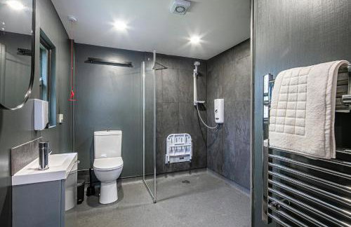 The Coach House at Dovedale Manor - Photo 13