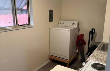 Cozy 1-Bedroom Apartment in Roy - Foto 5