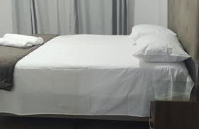 Apartamento completo B51,com ar condicionado,400 m do centro - Foto 2