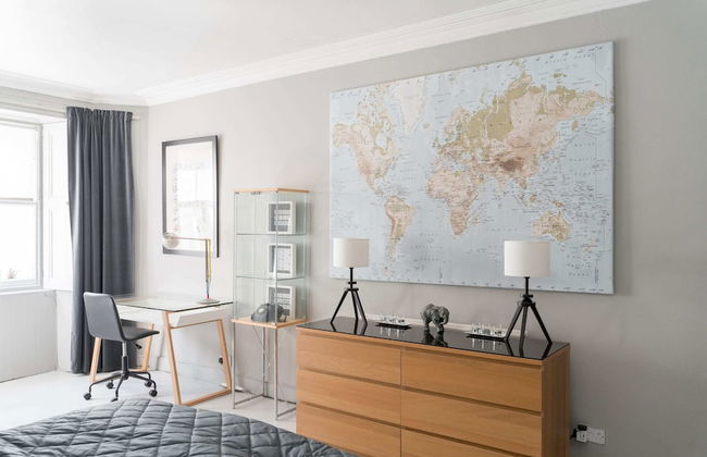 Beautiful & Bright 2BD Flat - Haymarket - Photo 9