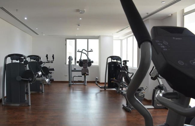 President Waves - Photo 27