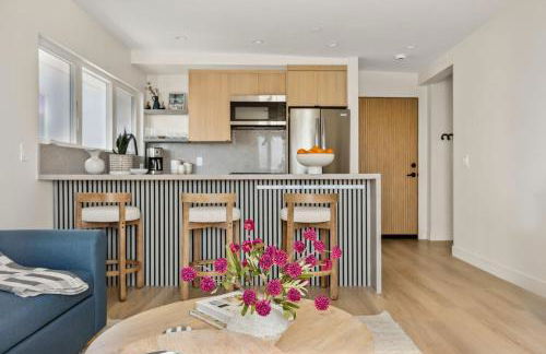 Tide House Unit D Modern Oceanview 1BD w Parking - Foto 2