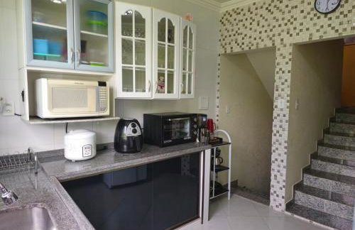 Casa Completa com Varanda Garagem Wi fi Suíte - Foto 19