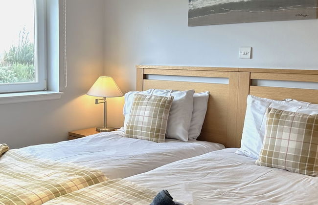 No 2 The Links Apartment Brora - Photo 20