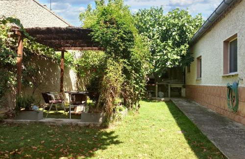 Charming House in Rada with Fenced Garden - Foto 1