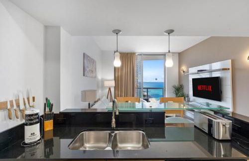 Luxury Top-Level Oasis - Oceanfront Views & Resort Perks - Foto 19