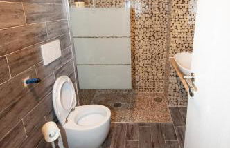 Daniela House 3 - Photo 15