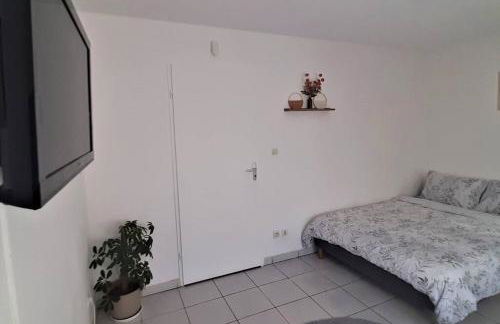 Studio charmant et moderne grand confort - Photo 2