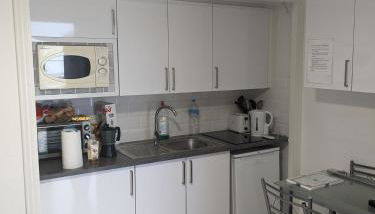 El Mirador, Villamartin, Refurbished,cot to hire, WIFI, pool, parking - Foto 2