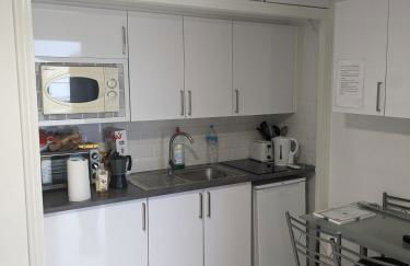 El Mirador, Villamartin, Refurbished,cot to hire, WIFI, pool, parking - Foto 2