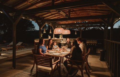 Boho chic oasis by Casa Oso with pool, spa and views - Foto 7