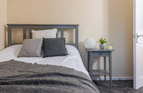 Dudley-Hospital-3bed-parking-long stay-contractor - Foto 17