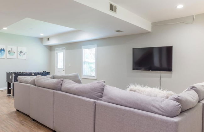 Beautiful Large Newly Renovated 5 Bedroom House - Foto 30