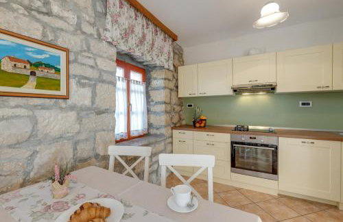 Apartment Nini with Balcony - Foto 8