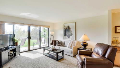 Beautiful Bigfork Condo with Hot Tub Access! - Foto 5