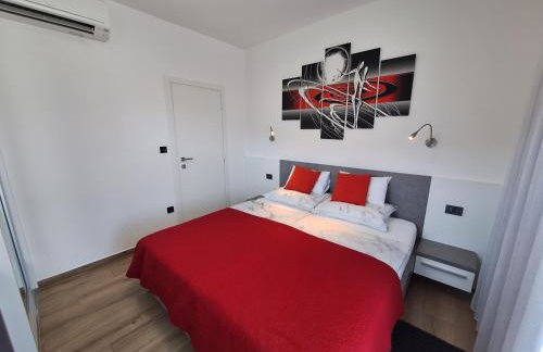 Villa Supernus with Heated Pool - Foto 49