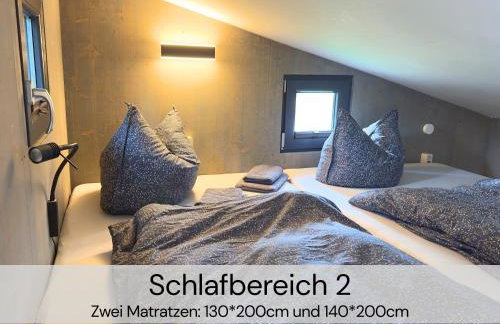 TinyHousebeiDresden mit Faßsauna unser größtes winziges Häuschen für bis zu 7 Personen, Kaminofen, große Terrasse - Nähe Sächsische Schweiz - Von Juni - September Mindestmietzeit 1 Woche Sa-Sa - Foto 18