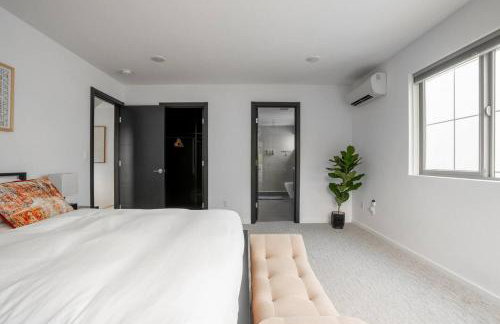 Stylish Urban Retreat w Rooftop Deck - Foto 19