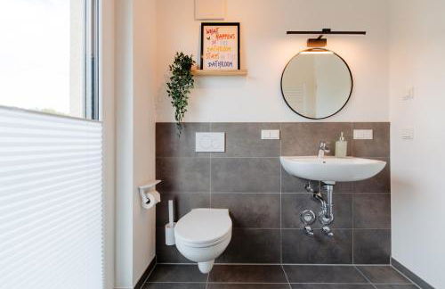 hestlehomes - Stadtvilla Leine - PARKING, ZENTRAL & ÖPNV NAH - Foto 32