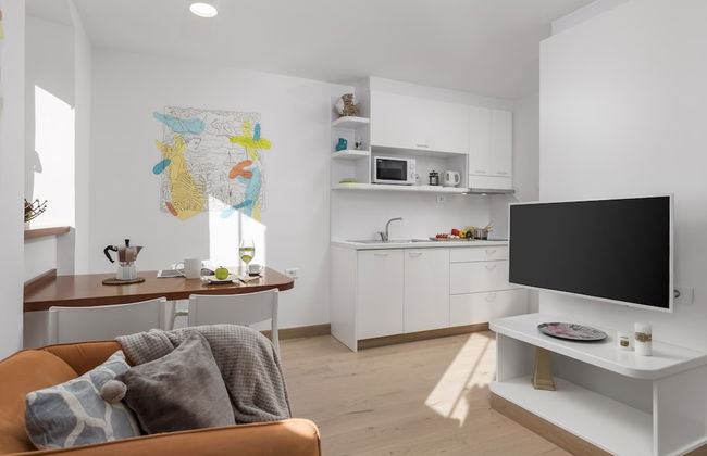 Beautiful Apartment House On The Seaside - Photo 34