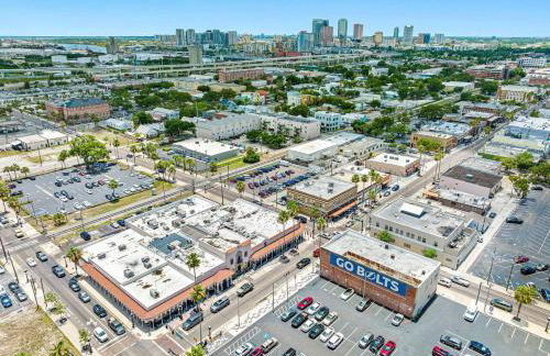 Wonderful 3 Bed 2 Bath House in Heart of YBOR City - Photo 37