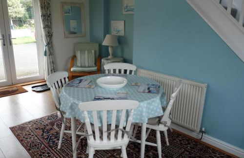 Gwyndaf Holiday Cottage - Photo 9