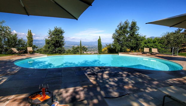 Majestic Farmhouse in Loro Ciuffenna with Pool - Foto 2, Imagen principal