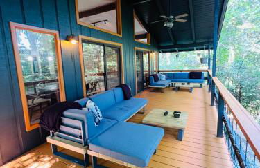 Maggie Valley 4BR Cabin with Hot Tub in Serene Forest - Foto 17