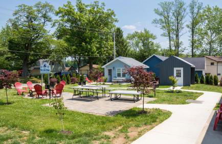 Sister Lake Cottages - Unit 4 - Photo 17