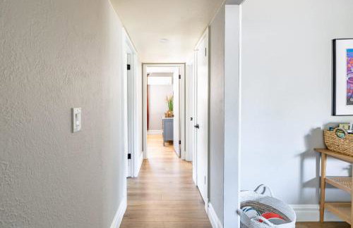 Scenic Mountain Getaway by the Park - Foto 18