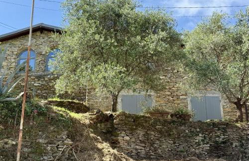 HOST4U - A Beautiful Gardened Maria's House - Foto 3