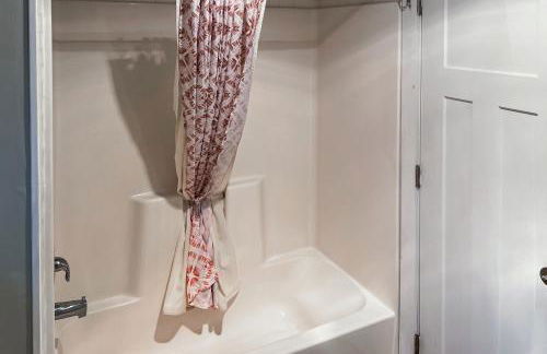 Ten Pines Cottage in Ocean Shores - Foto 9