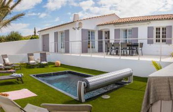 Villa Ernest, 100 m plage Saint Martin de Ré, quartier recherché de la Cible, calme absolu, piscine chauffée - Foto 3