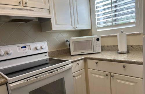 Newly Listed! 20 Percent Off! Golf and Tennis Community Retreat - Foto 5