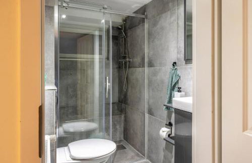 Gemütliche Unterkunft mit Terrasse - Photo 18