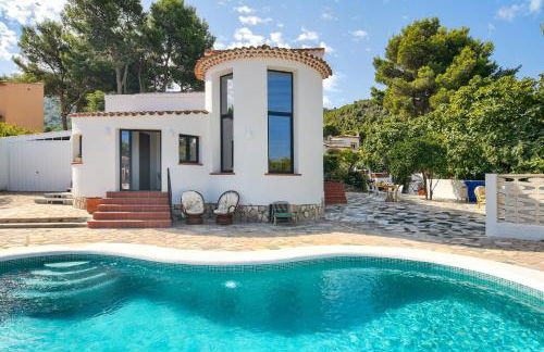 Villa for 10 with swimming pool and sea view - Foto 1