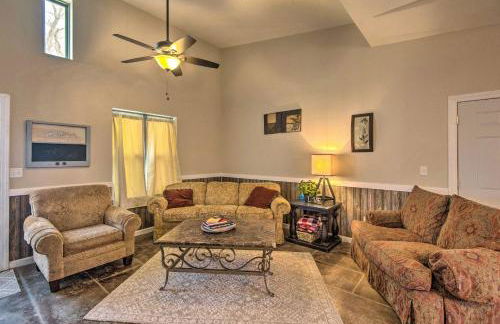 St Charles Hilltop Mansion with Mod Interior! - Foto 5