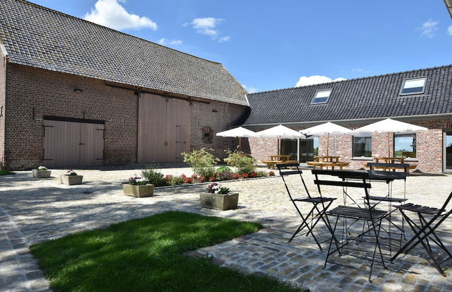 Spacious Holiday Home With Pond in Poperinge - Photo 50