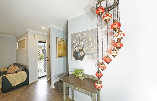 Self-contained Retreat 3BR WiFi Parking - Foto 1