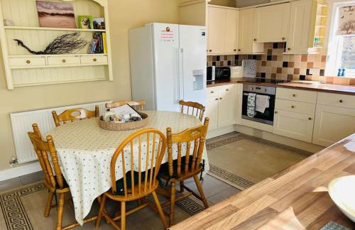 Snowdonia coastal getaway ideal for groups up to 6 - Foto 12