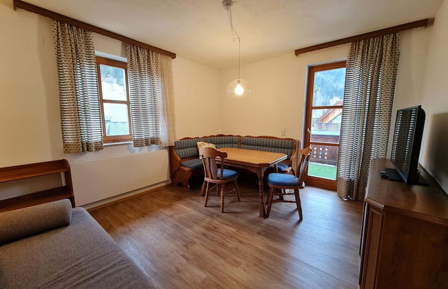 Cozy Apartment With Mountain View - Photo 14