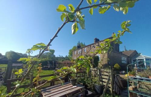 Stones Cottage Farm, nr Haworth, family friendly, work friendly, gaming barn, hot tub, free wifi, free parking, EV point - Foto 23