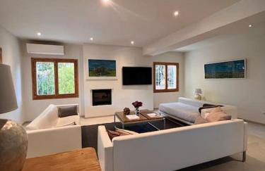 Villa en zona Playa D'en Bossa con gran piscina - Photo 8