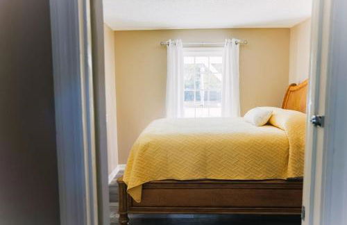 Cozy Downtown Gem Fully Equipped Free Parking - Photo 20